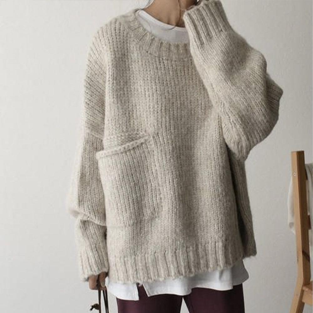 Winter Must-Have: Kuscheliger Oversized Sweater in Elfenbein-Weiß mit Tasche