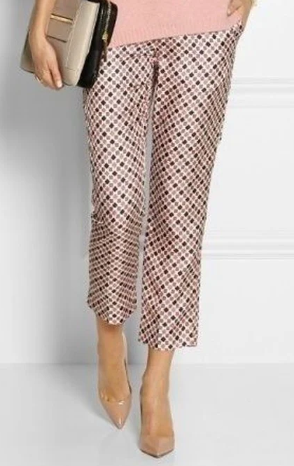 Winter Chic: Pinkes V-Neck Zwei-Teiler Set mit Seitentaschen