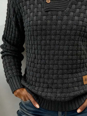 Kuscheliger Damen Winterpullover Anthrazit mit Holzknöpfen