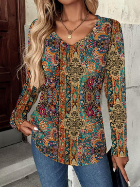 Boho Longsleeve Wintertop mit V-Ausschnitt, bunt und warm