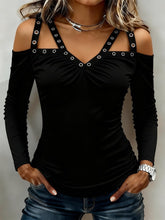 Schwarzes Winter V-Neck Damen Top mit Metall-Details, langärmelig