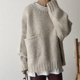 Winter Must-Have: Kuscheliger Oversized Sweater in Elfenbein-Weiß mit Tasche