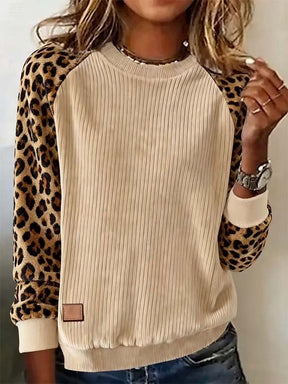Winter Longsleeve Beige mit Leoärmeln – warm & stylisch