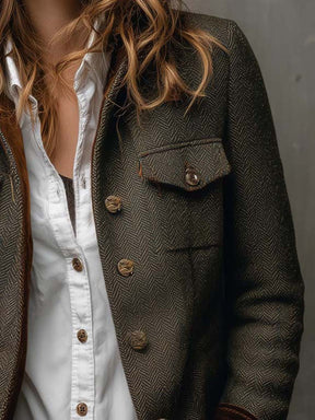 Elegante Winterjacke oliv – tailliert, warm und stylisch