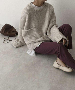Winter Must-Have: Kuscheliger Oversized Sweater in Elfenbein-Weiß mit Tasche