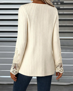 Winter Spitzentop beige – warmes Vintage Longsleeve Damen