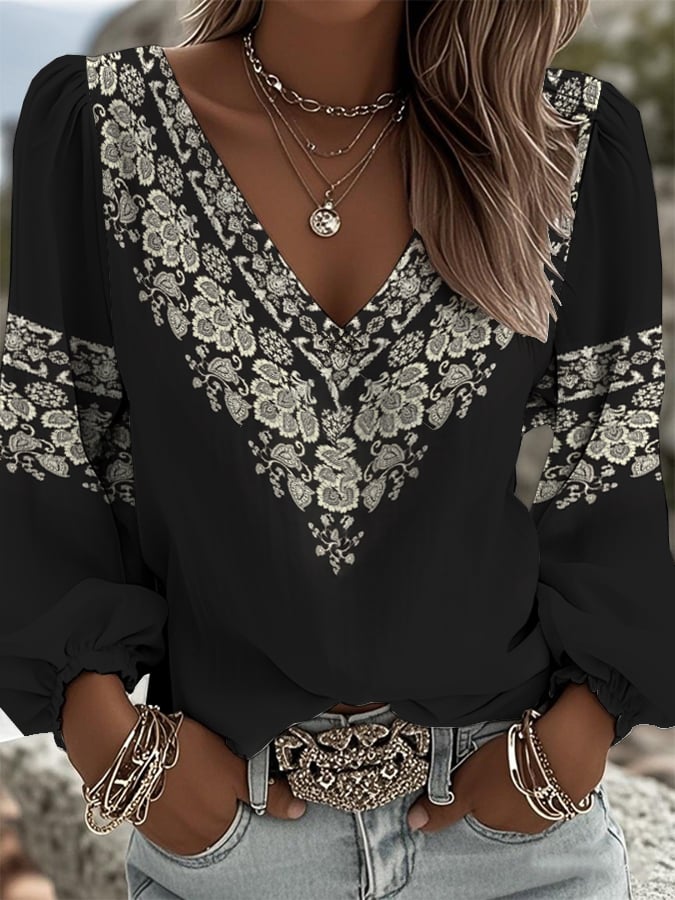 Winter Boho V-Neck Longsleeve Schwarz mit Blumenprint