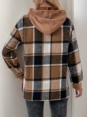 Kuschelwarmer Karo Hoodie Camel – perfekter Winterpullover