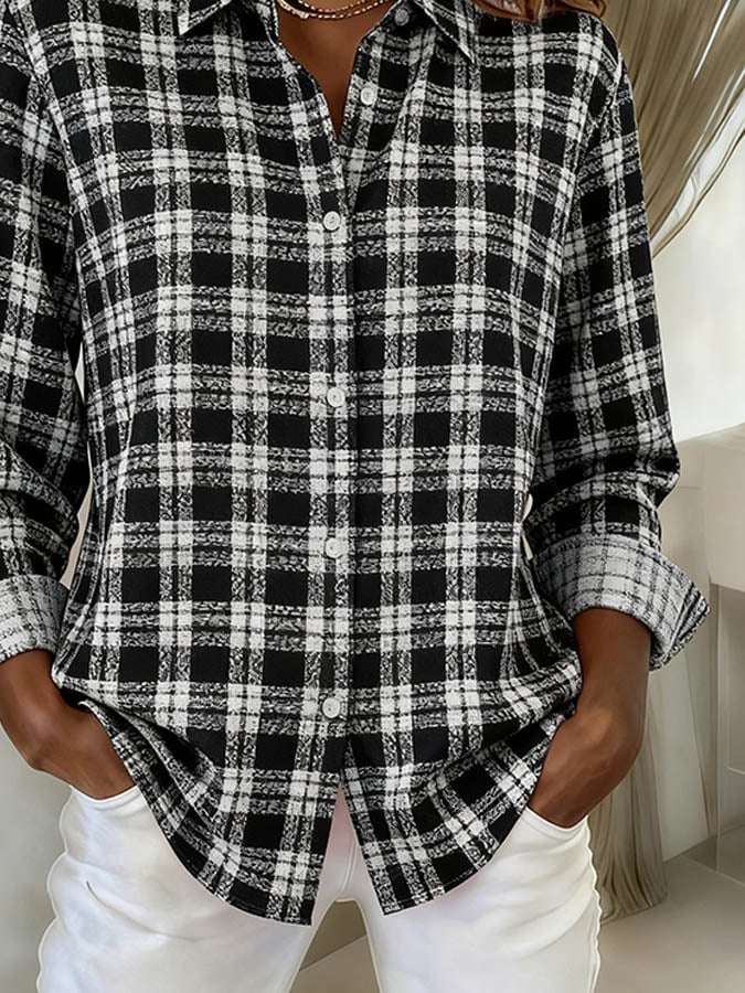 Kuscheliges Karo Winterhemd Damen – Loose Fit Schwarz-Weiß