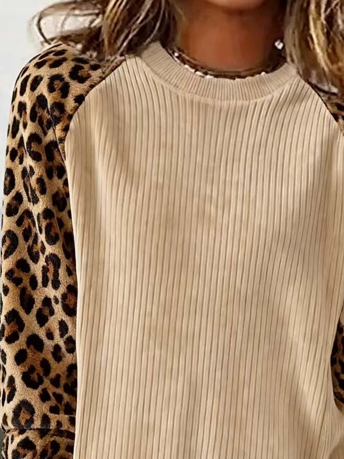 Winter Cord Sweatshirt Damen mit Leo Print – kuschelig warm